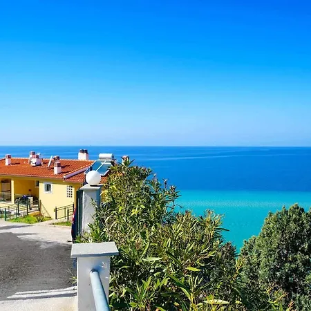 Giotas Sea View Apartament