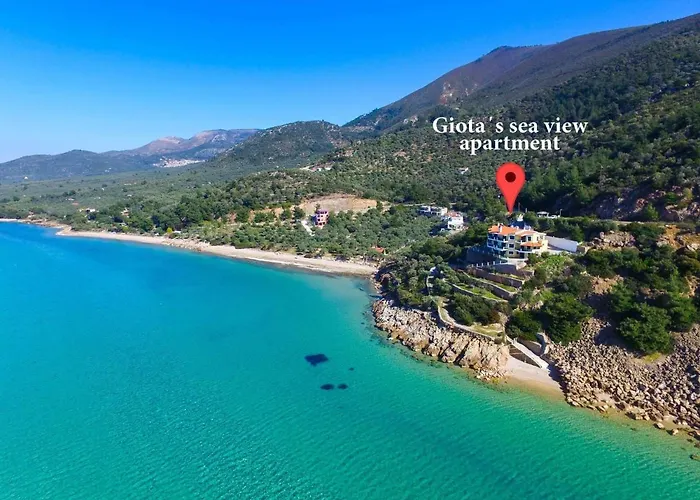 Apartment Giotas Sea View